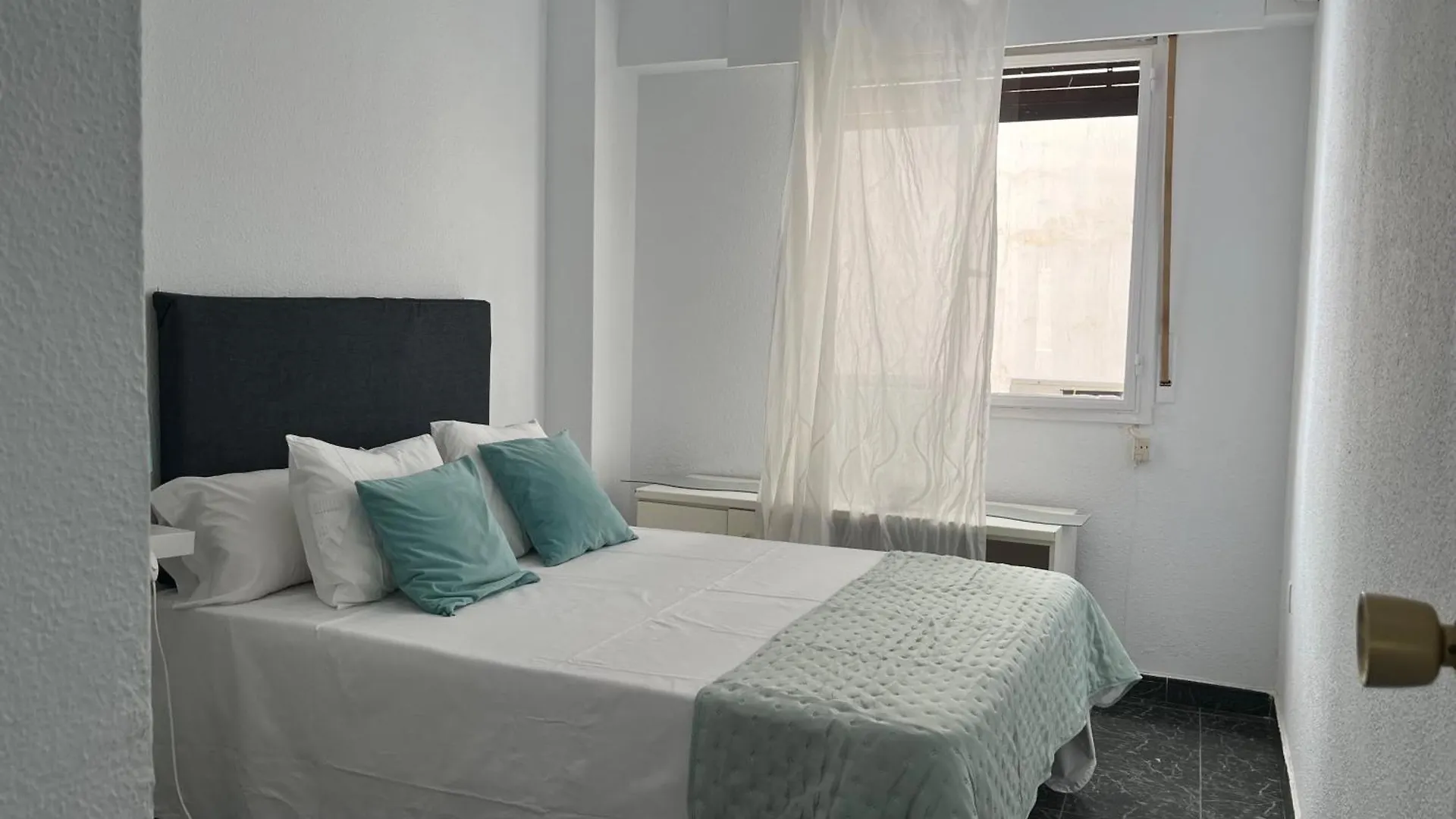 Living Malagueta With Parking Free Appartement Málaga