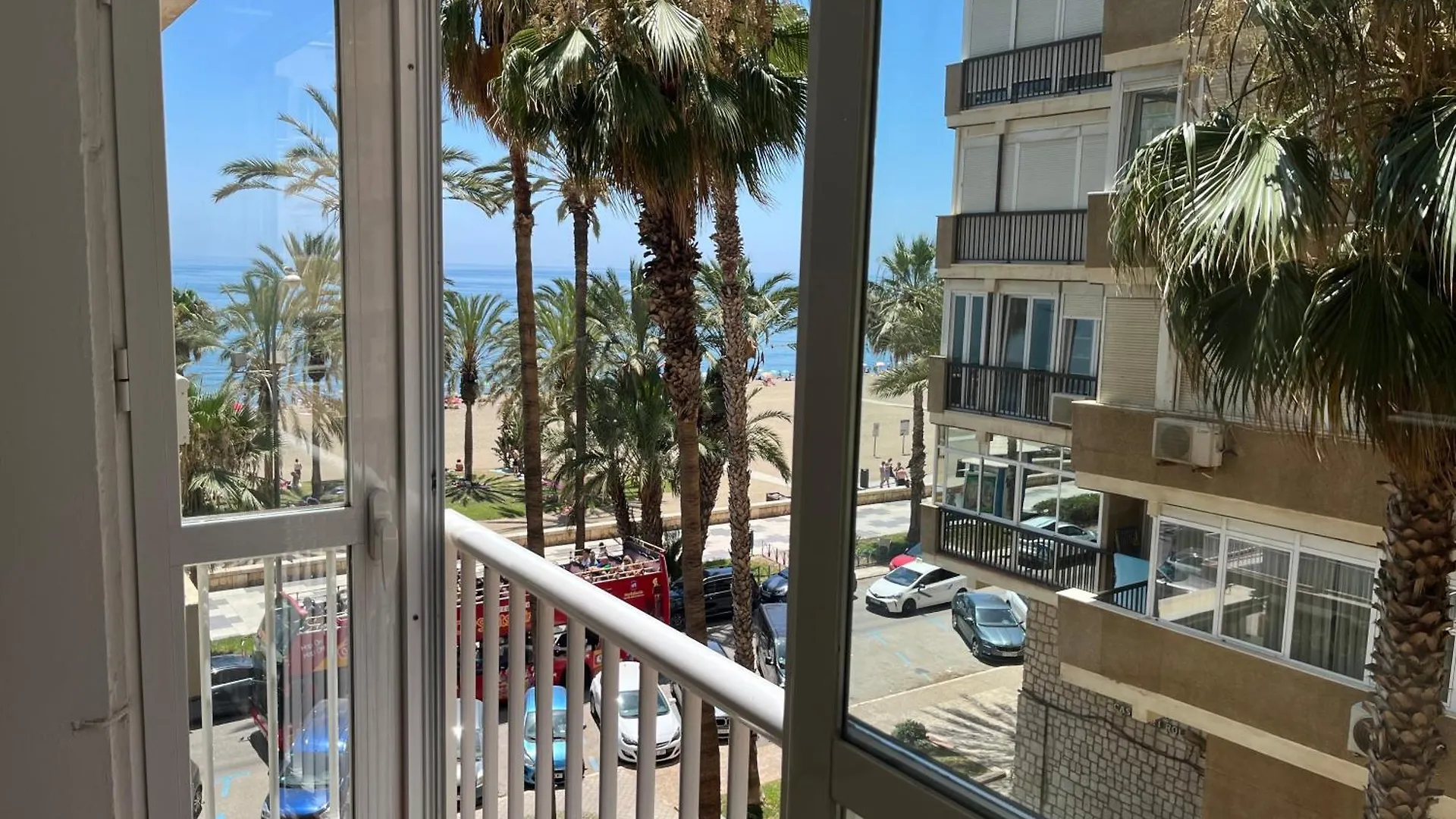 Living Malagueta With Parking Free Appartement Málaga